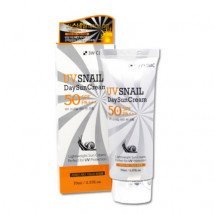 Солнцезащитный крем с улиткой 3W Clinic UV Snail Day Sun Cream SPF50+/PA+++