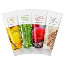 Пена для умывания Holika Holika Daily Garden Cleansing Foam