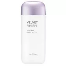Сонцезахисне молочко для обличчя Missha Velvet Finish Sun Milk SPF50+/PA++++ 